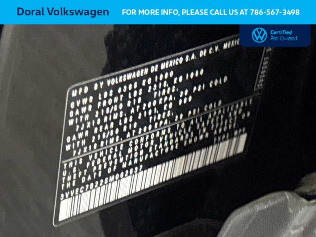 2025 Volkswagen Taos SE