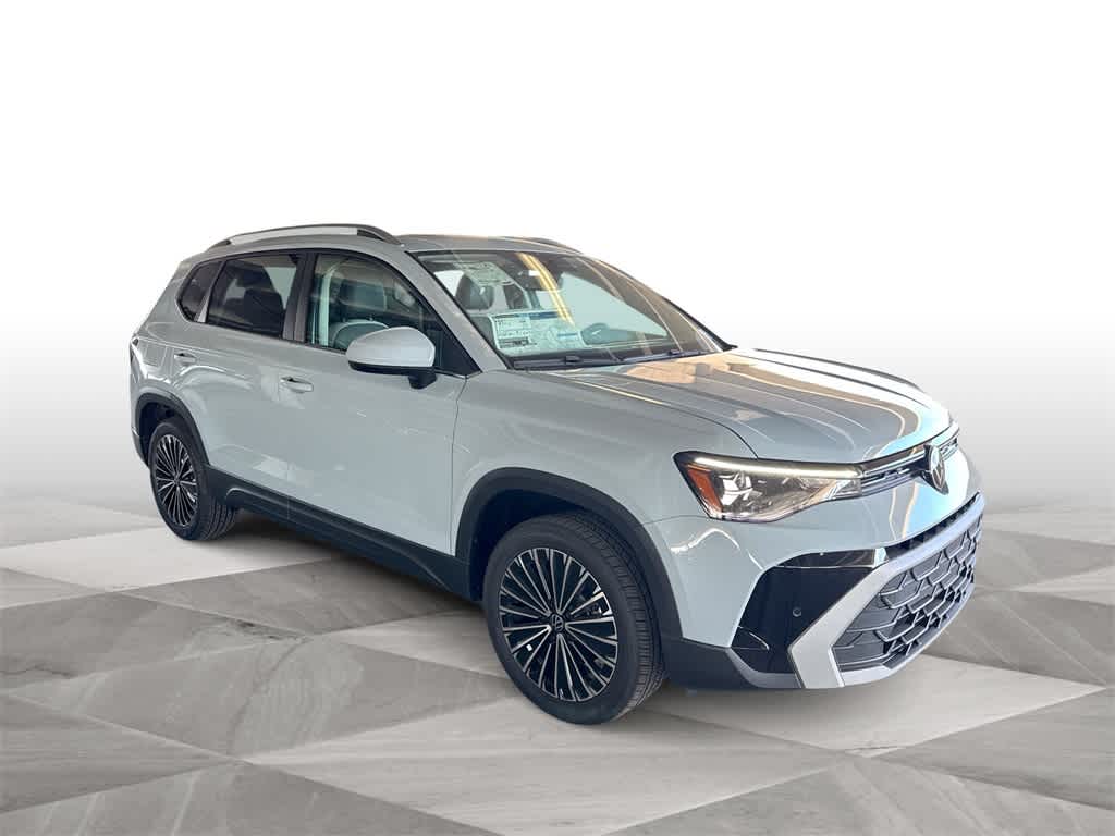 2026 Volkswagen Taos SE
