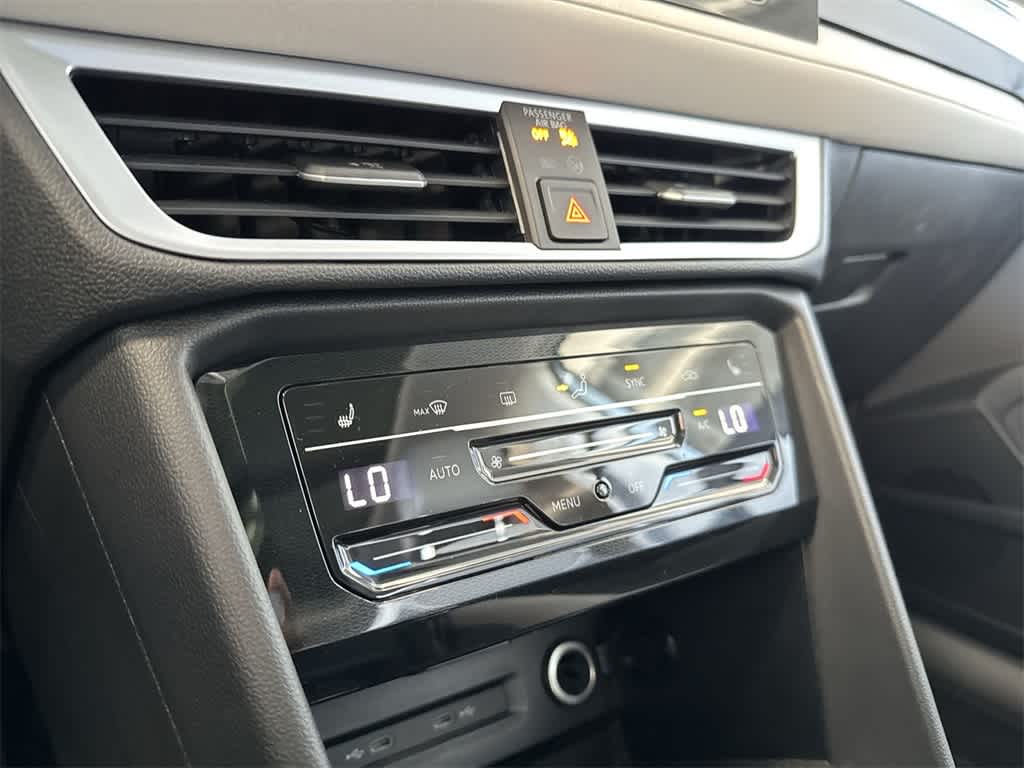 2026 Volkswagen Taos SE