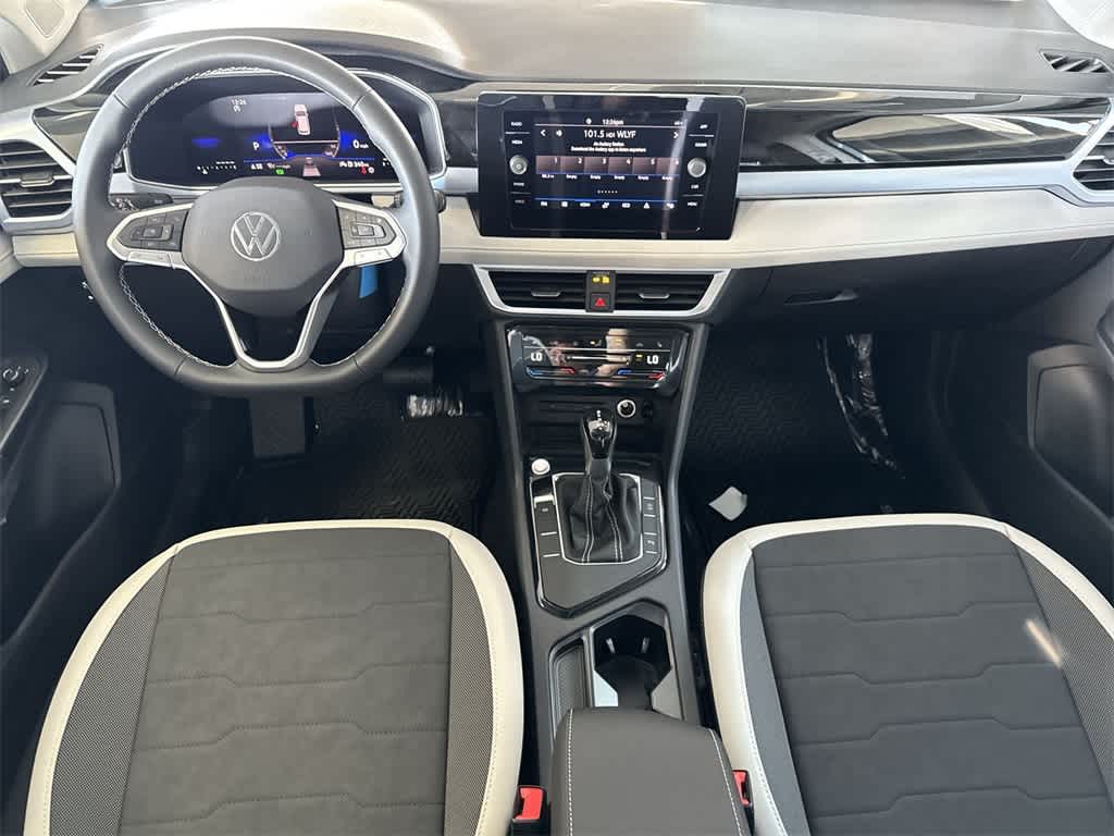 2026 Volkswagen Taos SE