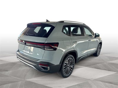 2026 Volkswagen Taos SE