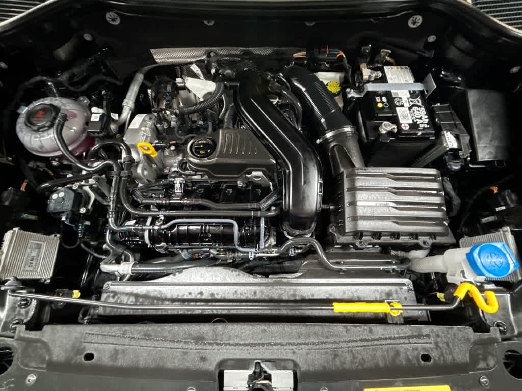 2026 Volkswagen Taos SE