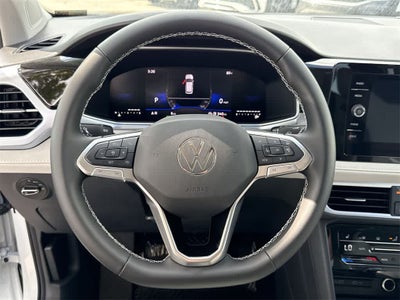 2026 Volkswagen Taos SE