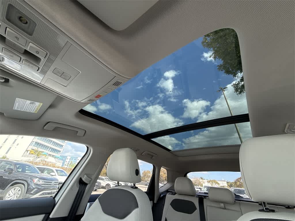 2026 Volkswagen Taos SE