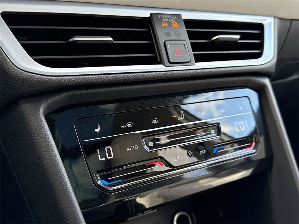 2026 Volkswagen Taos SE