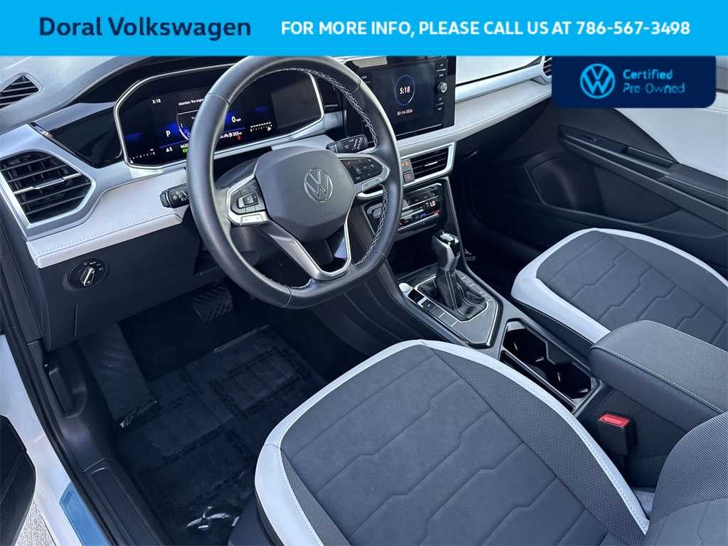 2025 Volkswagen Taos SE