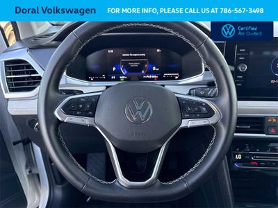 2025 Volkswagen Taos SE
