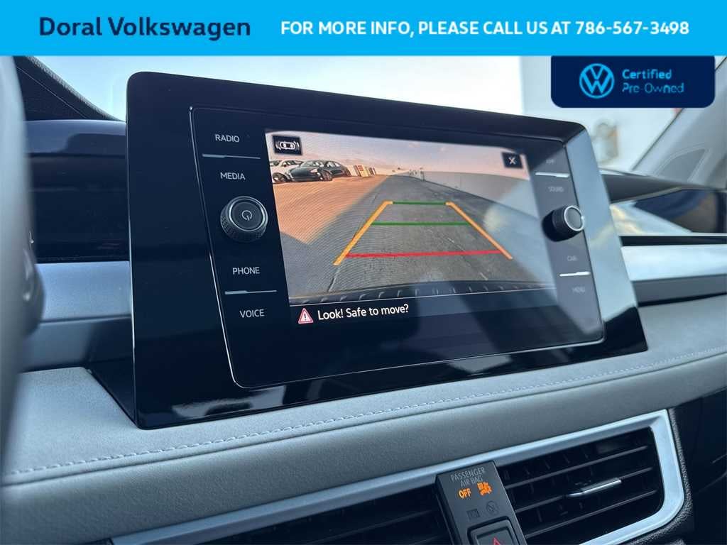 2025 Volkswagen Taos SE