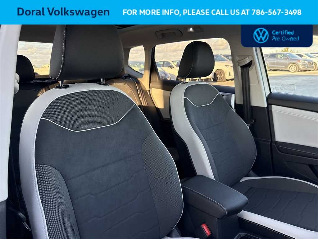 2025 Volkswagen Taos SE