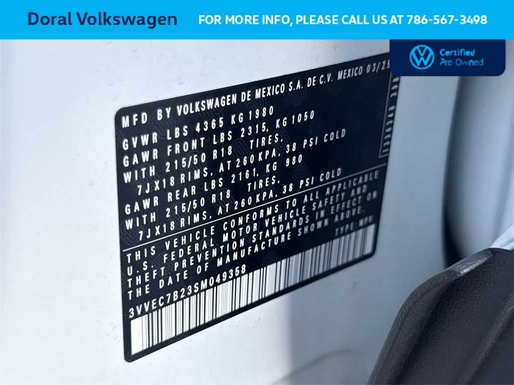 2025 Volkswagen Taos SE