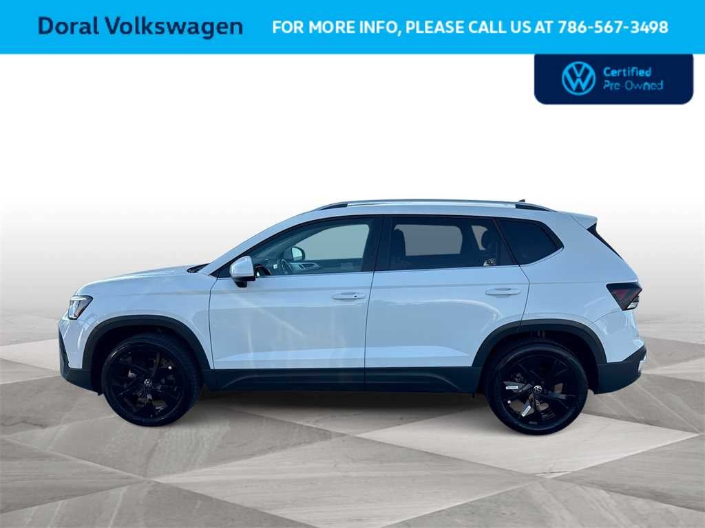 2025 Volkswagen Taos SE