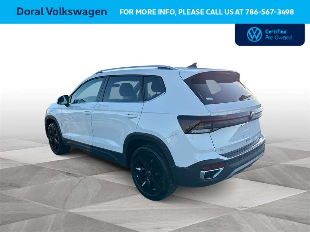 2025 Volkswagen Taos SE