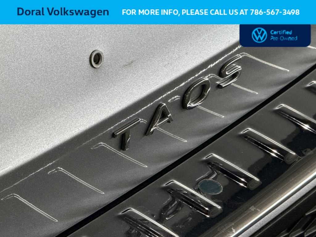 2025 Volkswagen Taos SE