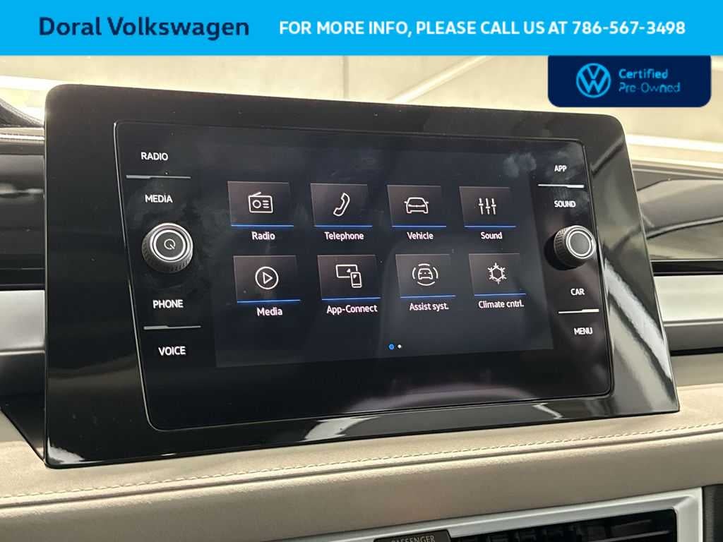 2025 Volkswagen Taos SE