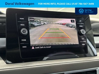 2025 Volkswagen Taos SE