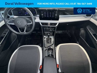 2025 Volkswagen Taos SE