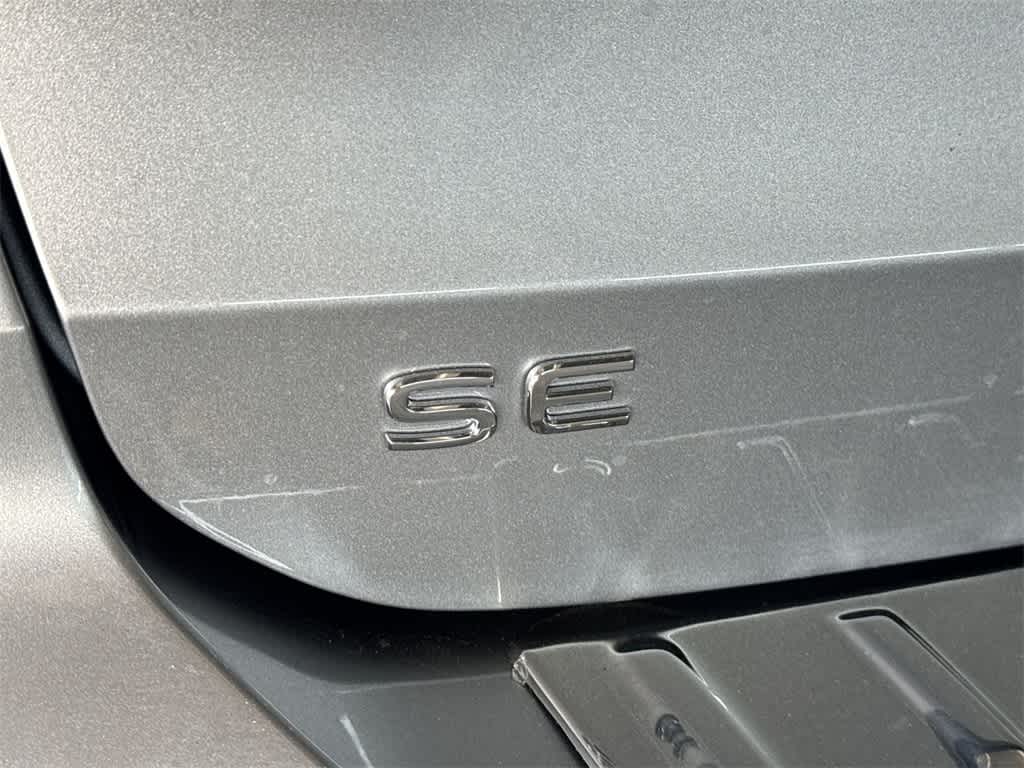 2026 Volkswagen Taos SE