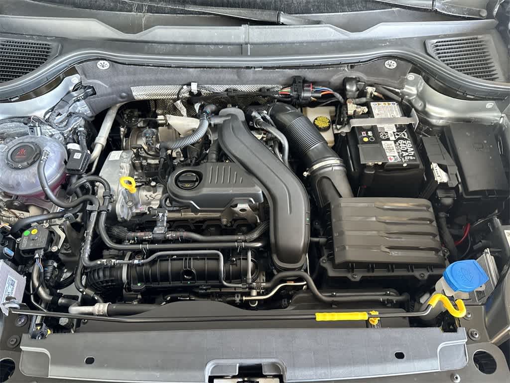 2026 Volkswagen Taos SE