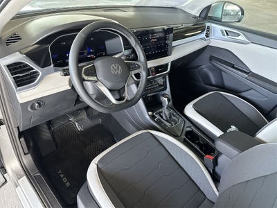 2026 Volkswagen Taos SE