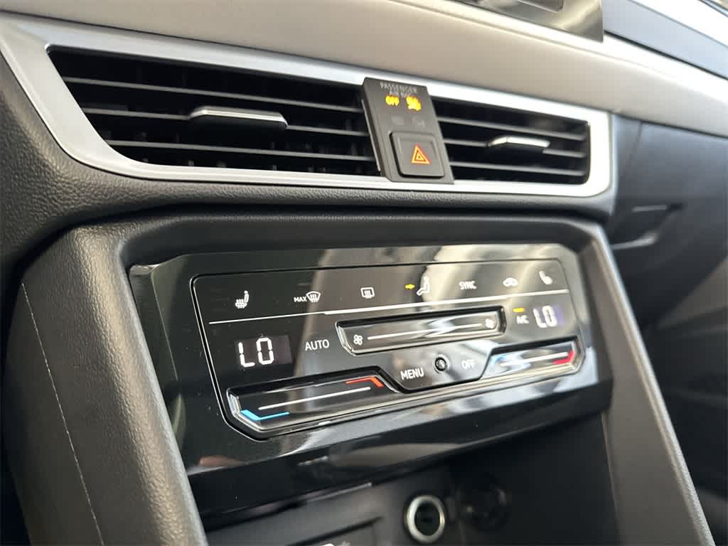 2026 Volkswagen Taos SE