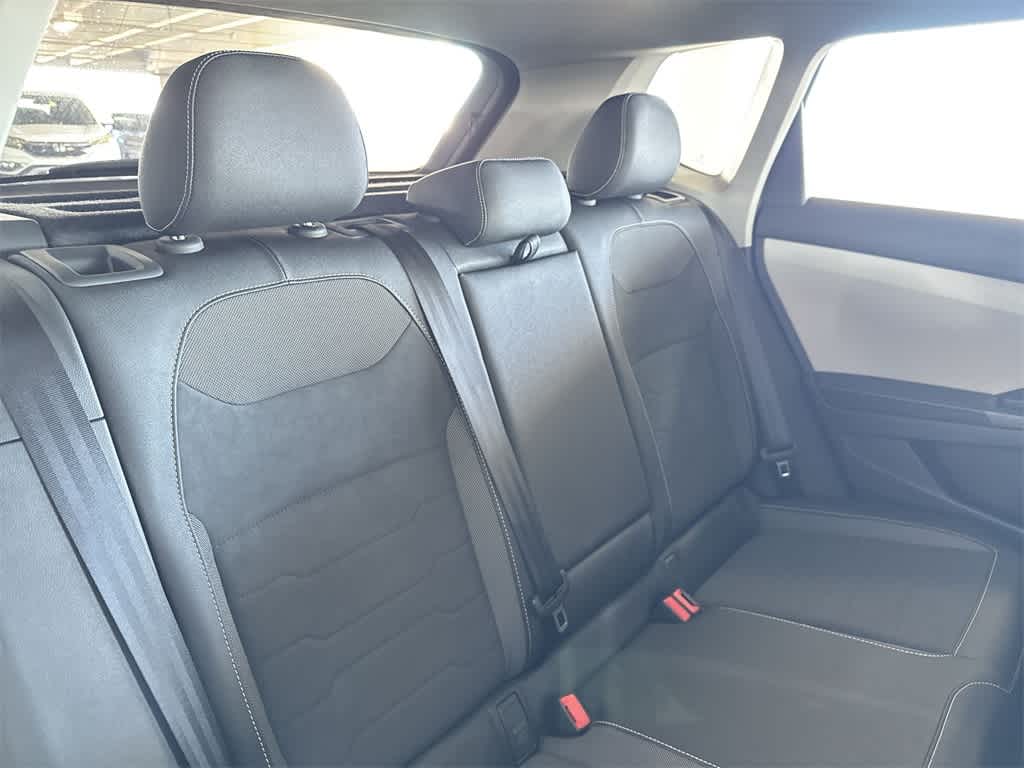 2026 Volkswagen Taos SE