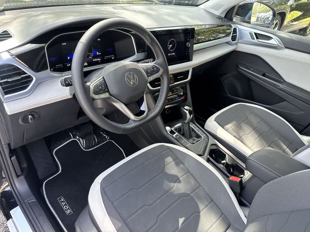 2026 Volkswagen Taos SE