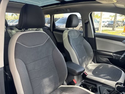 2026 Volkswagen Taos SE