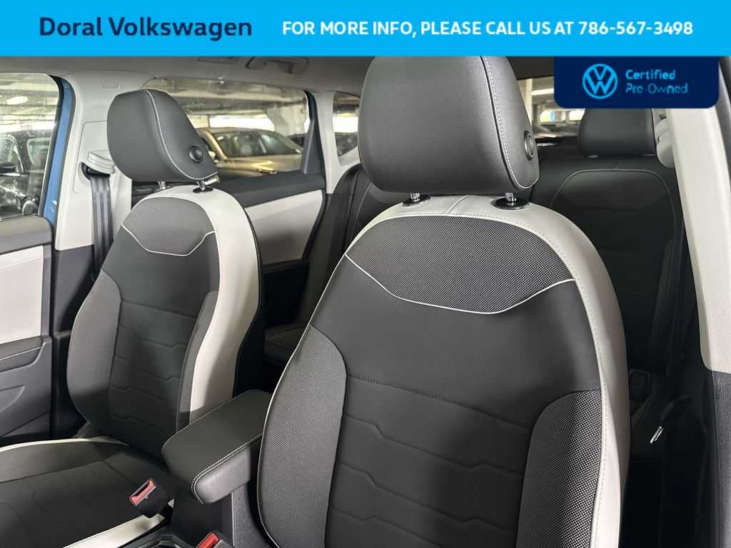 2025 Volkswagen Taos SE