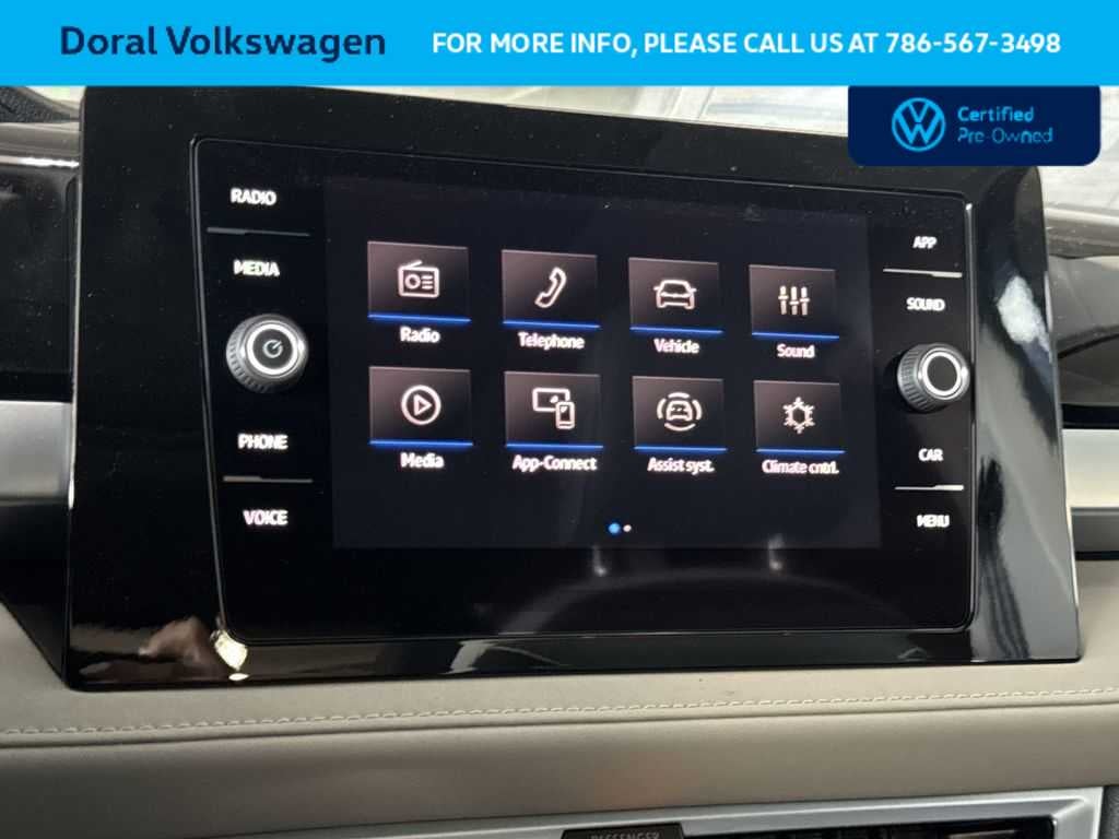 2025 Volkswagen Taos SE