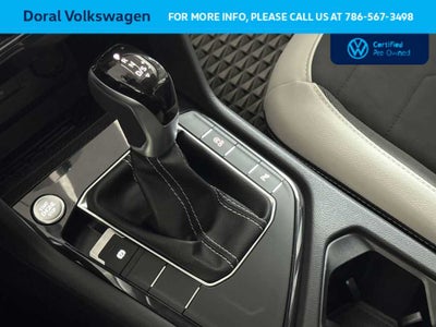 2025 Volkswagen Taos SE