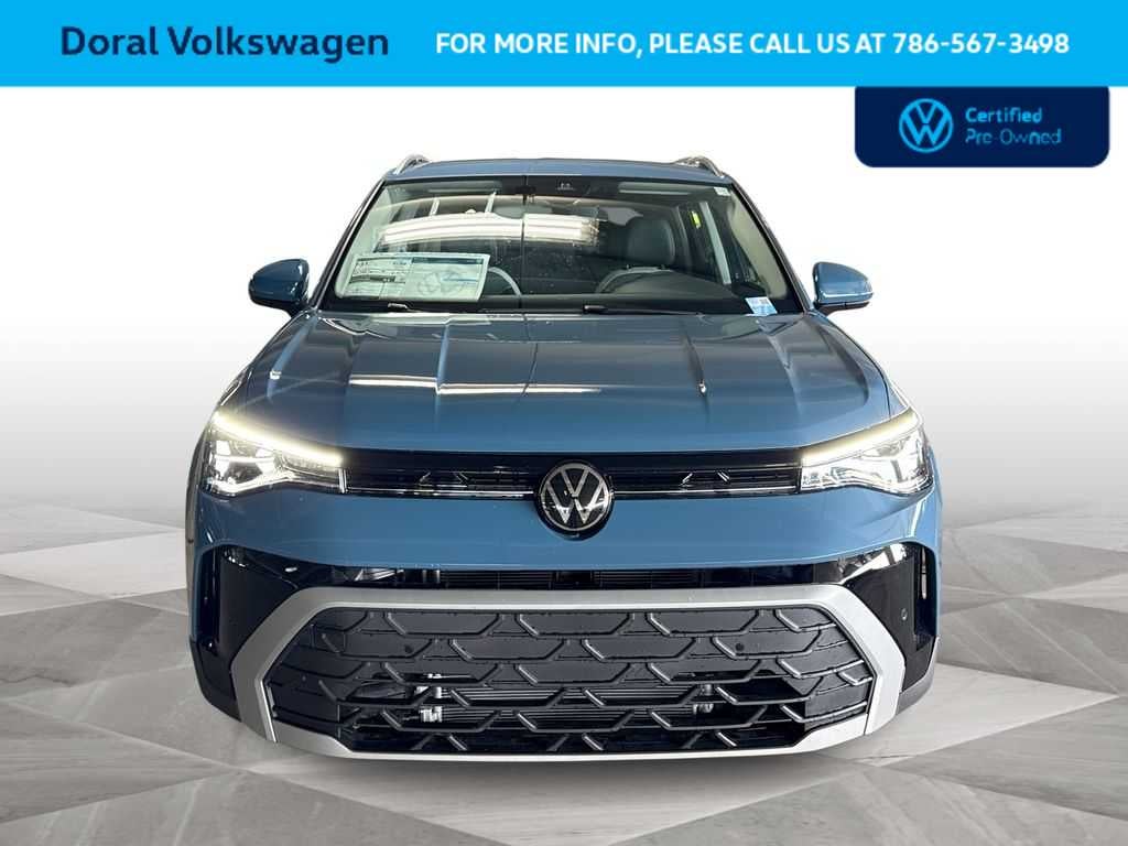 2025 Volkswagen Taos SE