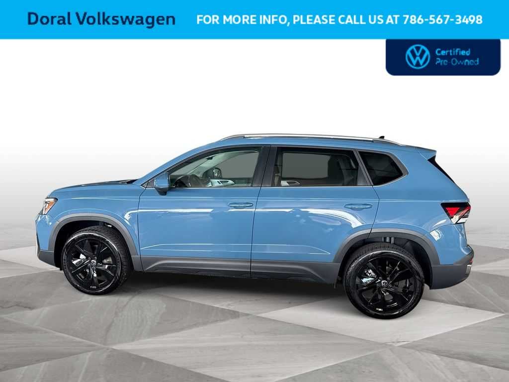 2025 Volkswagen Taos SE