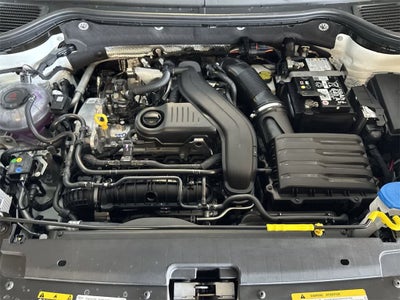 2025 Volkswagen Taos SE