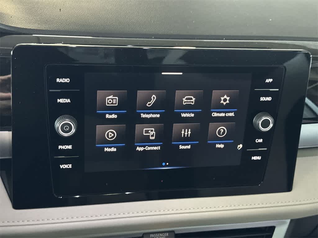 2025 Volkswagen Taos SE