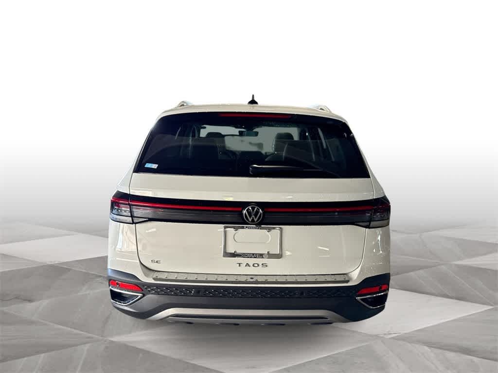 2025 Volkswagen Taos SE