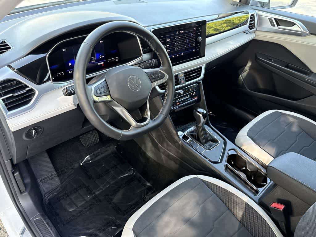 2026 Volkswagen Taos SE