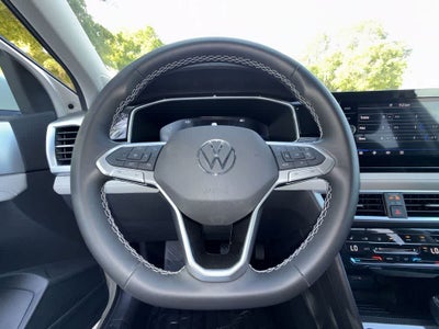 2026 Volkswagen Taos SE