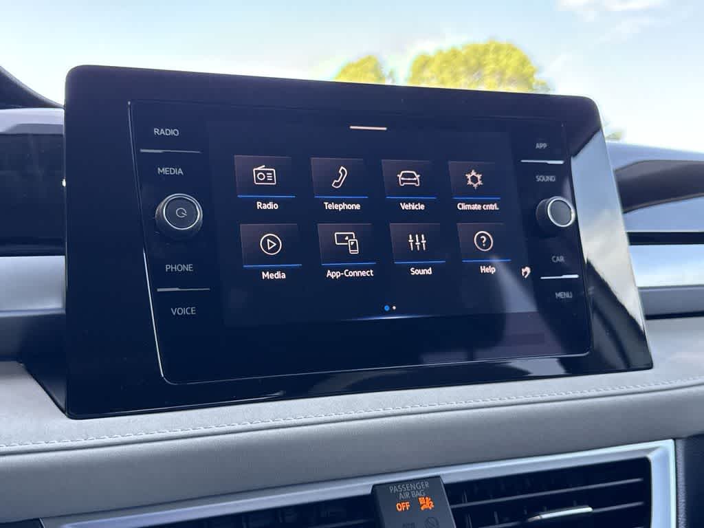 2026 Volkswagen Taos SE
