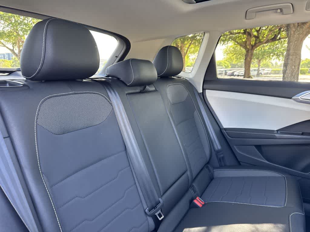 2026 Volkswagen Taos SE
