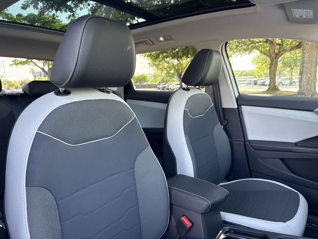 2026 Volkswagen Taos SE