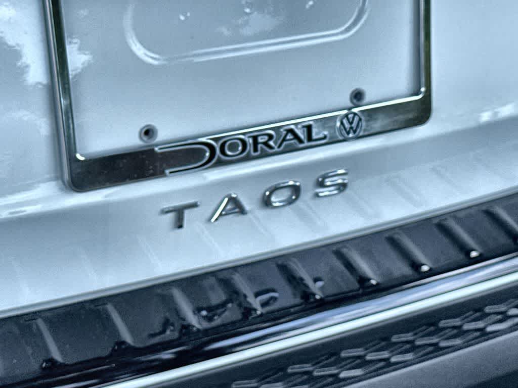 2026 Volkswagen Taos SE