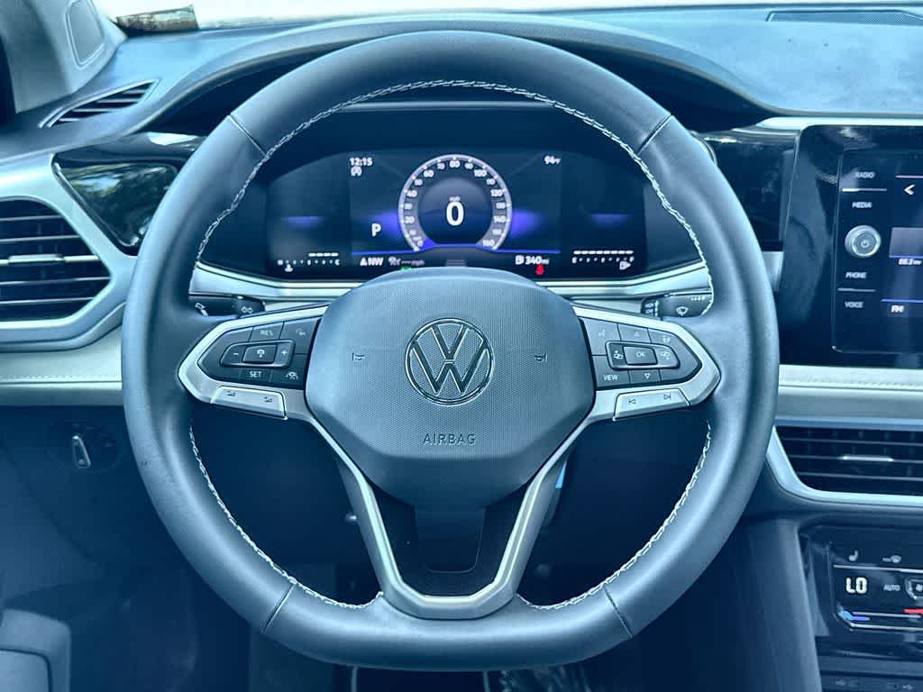 2026 Volkswagen Taos SE