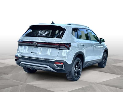 2026 Volkswagen Taos SE
