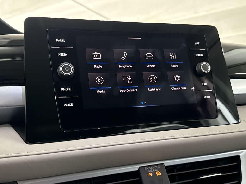 2026 Volkswagen Taos SE