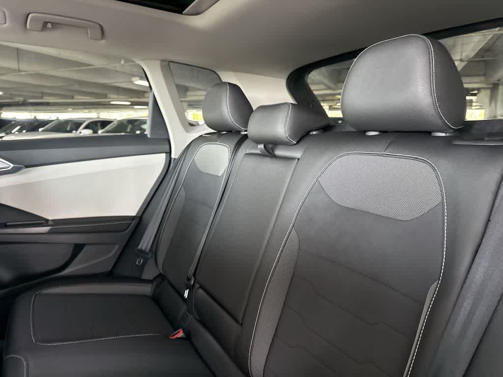 2026 Volkswagen Taos SE