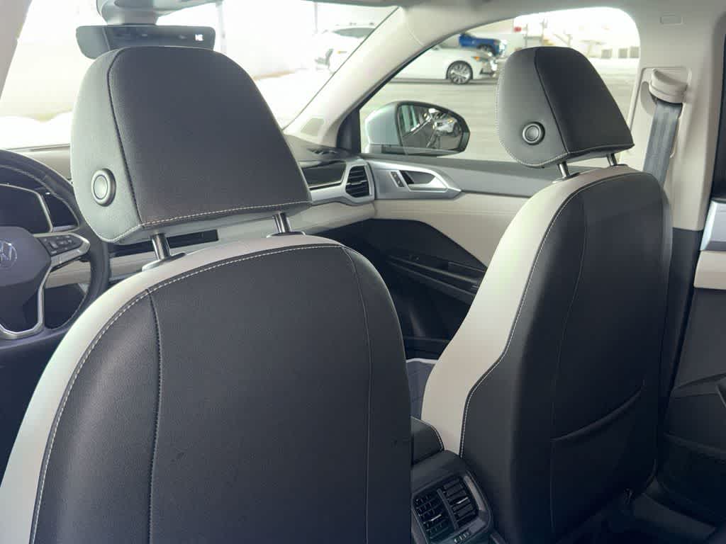 2026 Volkswagen Taos SE
