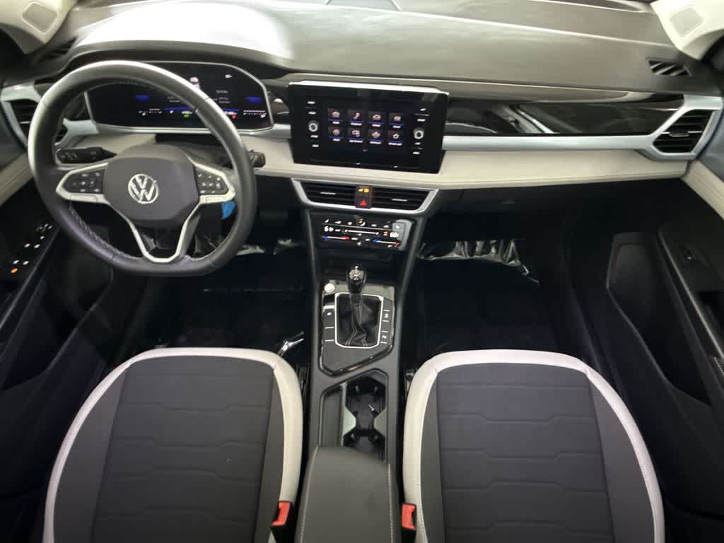 2026 Volkswagen Taos SE