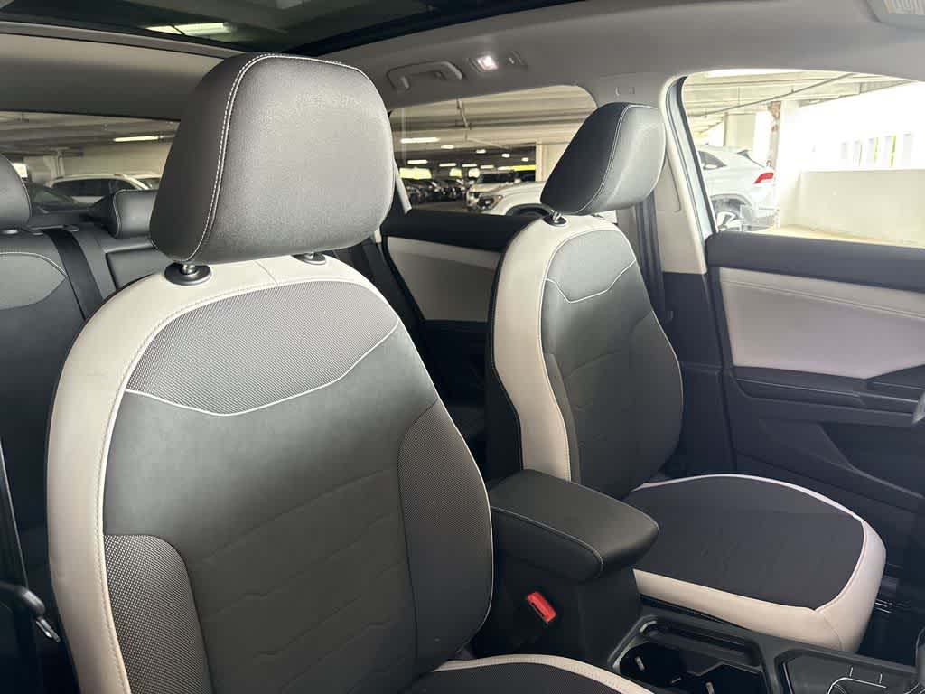 2026 Volkswagen Taos SE