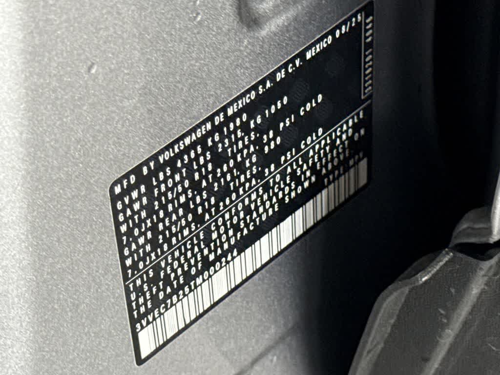 2026 Volkswagen Taos SE