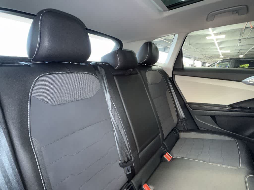 2026 Volkswagen Taos SE
